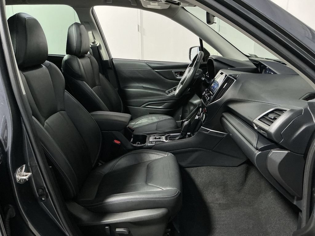 Used 2023 Subaru Forester Touring AWD/4WD image 27