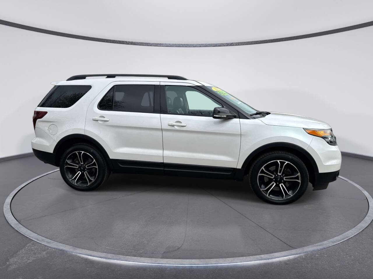 Used 2015 Ford Explorer Sport AWD/4WD image 5