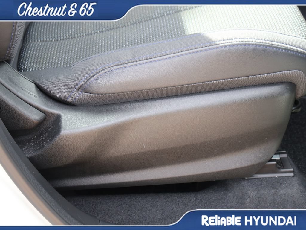 Used 2025 Subaru Forester Premium AWD/4WD image 11