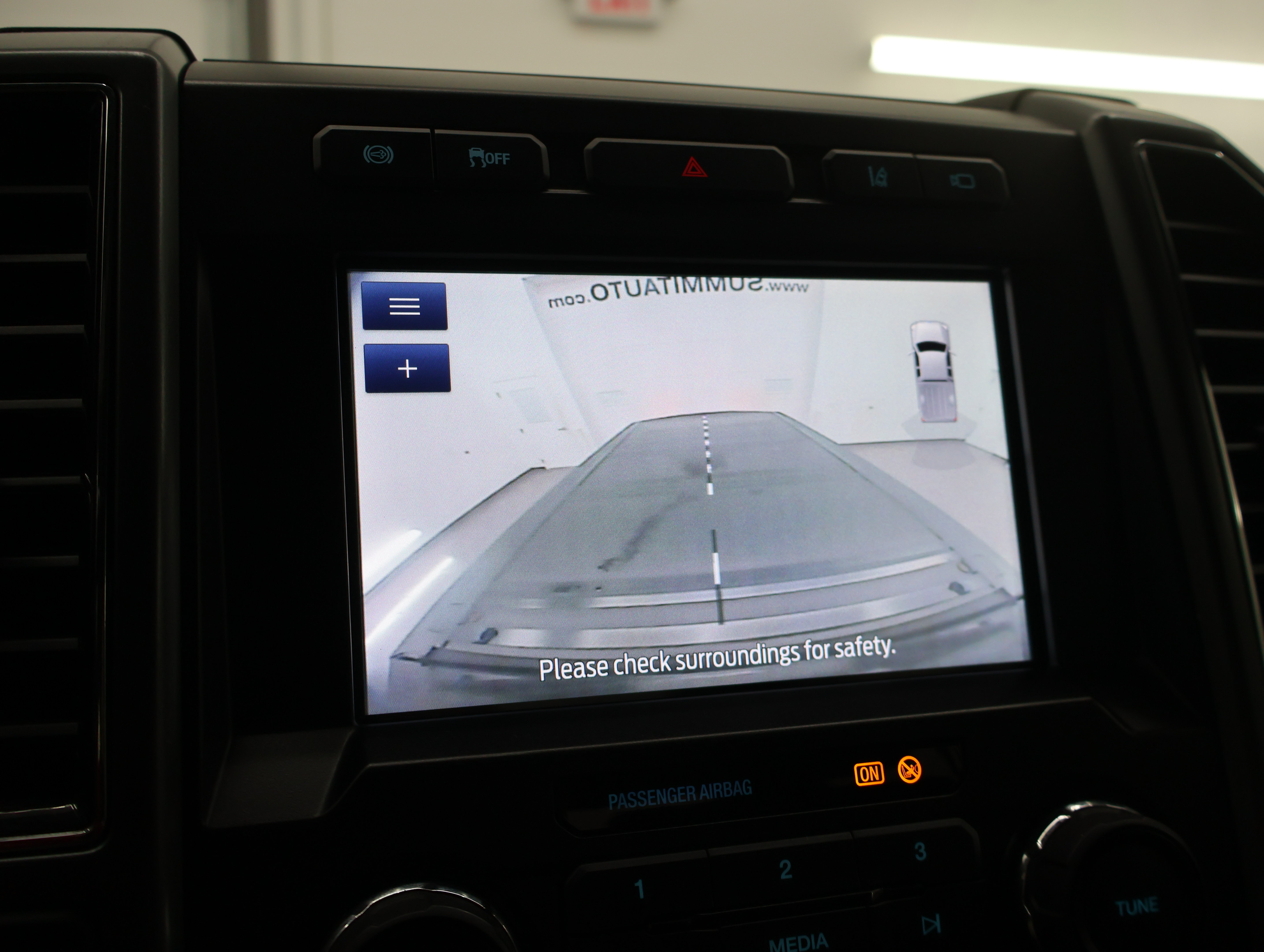 Used 2021 Ford F250 XLT w/ XLT Premium Package AWD/4WD image 19