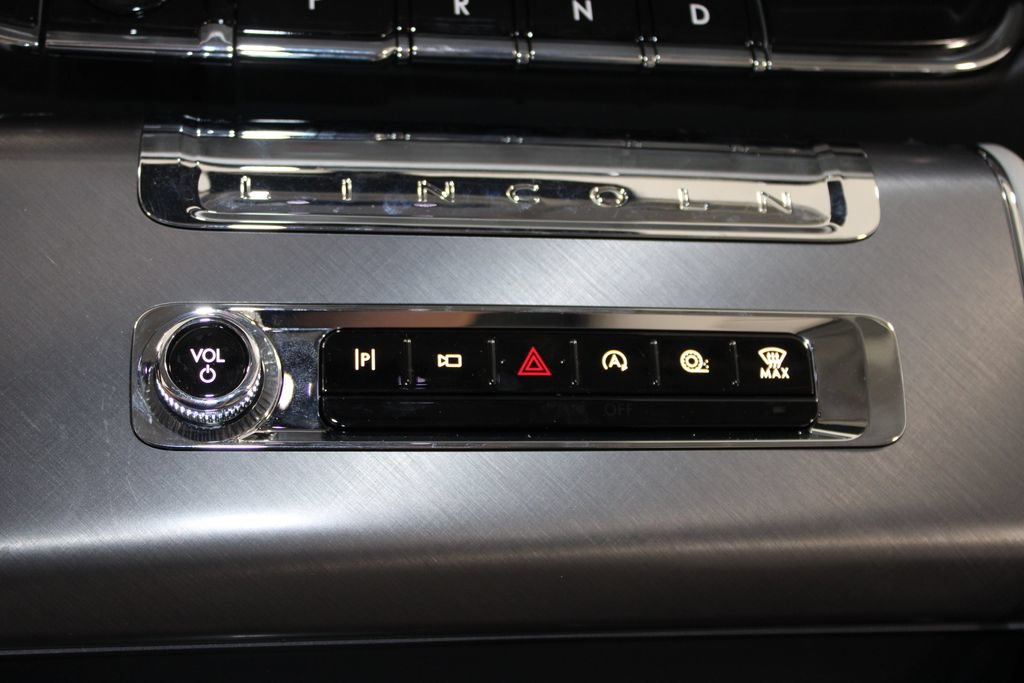 New 2026 Lincoln Aviator 2WD w/ Jet Appearance Package image 48