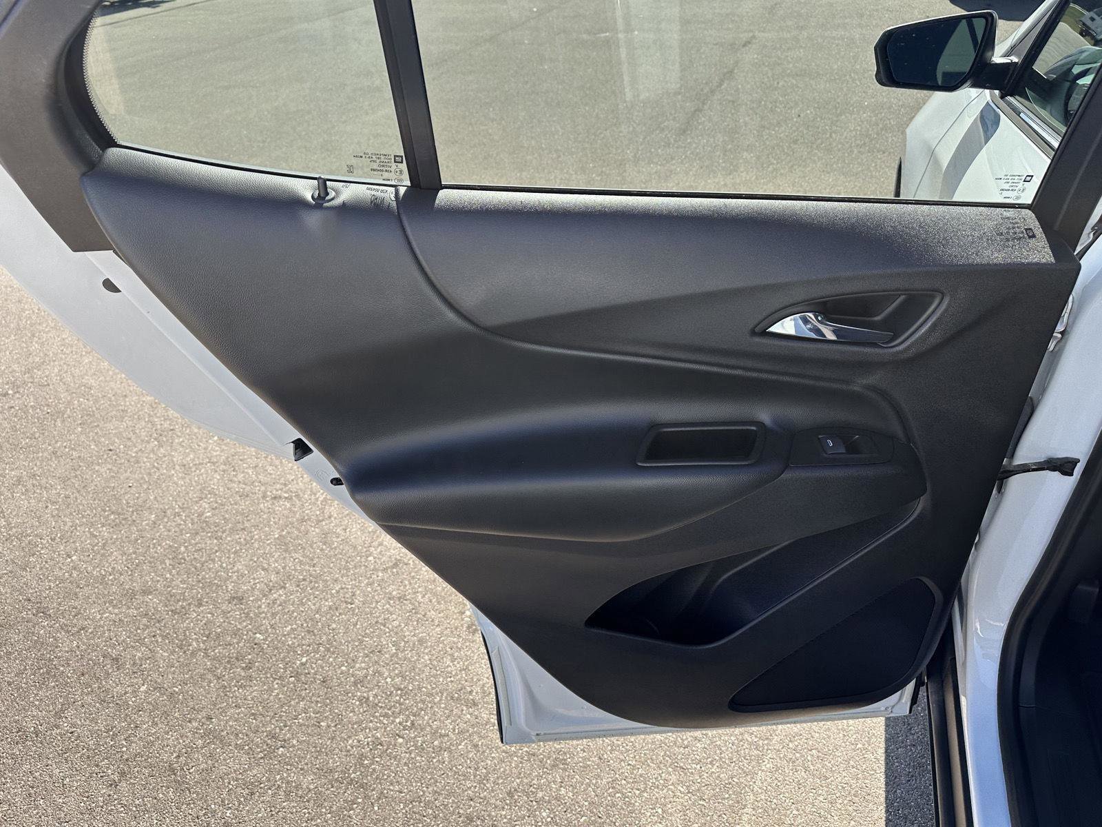 Used 2023 Chevrolet Equinox LT image 16