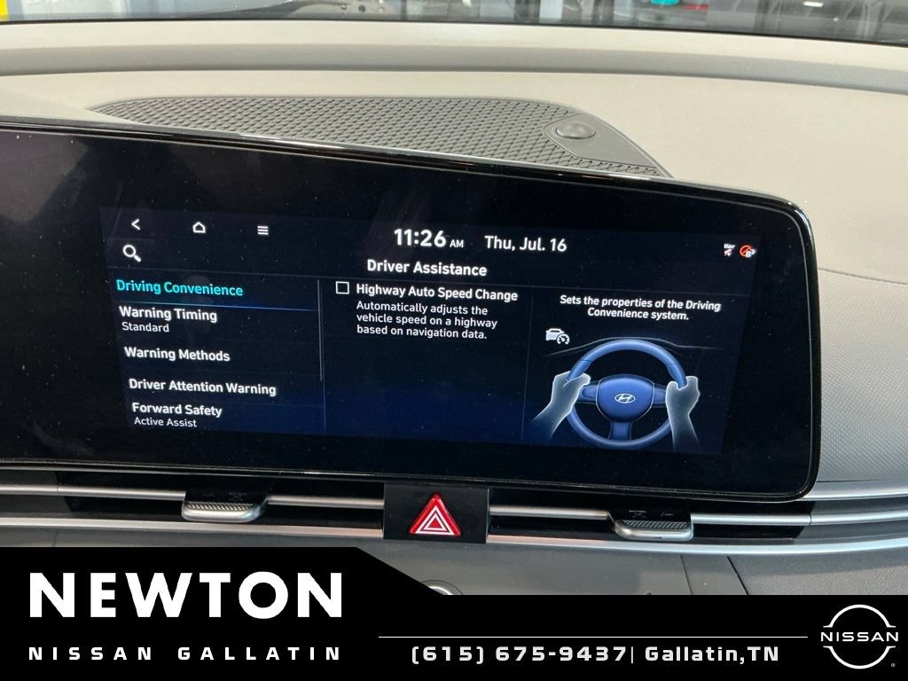 Used 2023 Hyundai Elantra SEL w/ Convenience Package FWD image 19