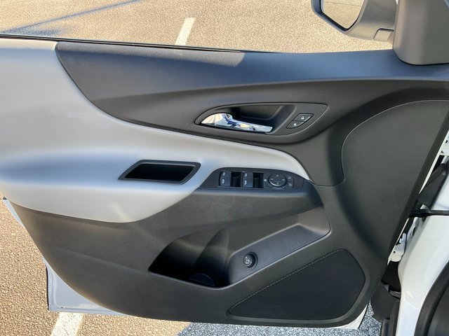 Used 2024 Chevrolet Equinox LT image 7