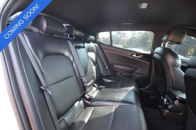 Used 2021 Kia Stinger GT-Line AWD/4WD image 12