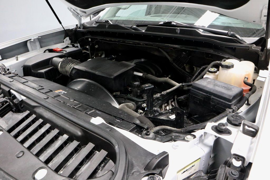 Used 2025 Chevrolet Silverado 2500 Custom w/ Custom Value Package image 14