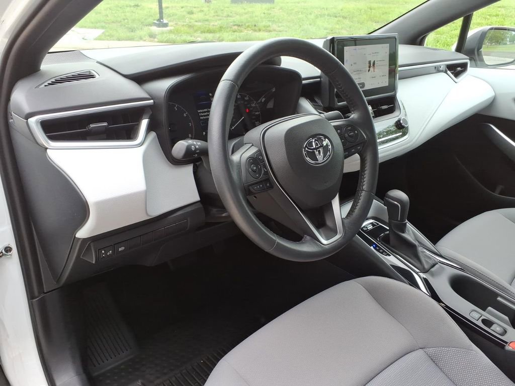 Used 2023 Toyota Corolla SE FWD image 14