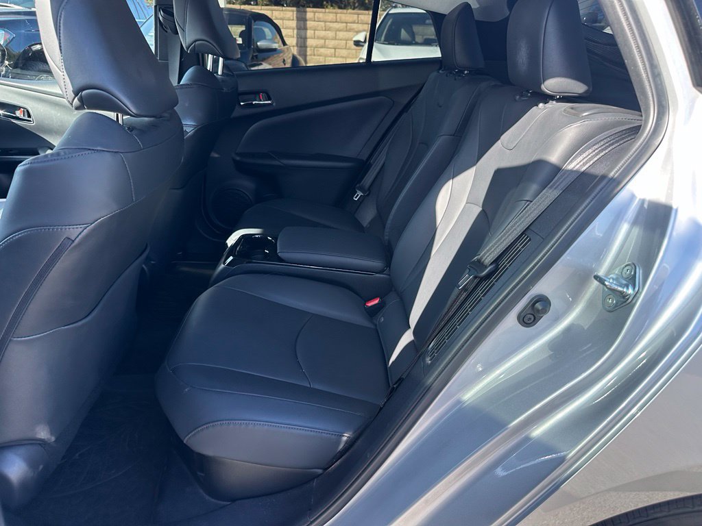 Certified 2019 Toyota Prius Prime Premium FWD image 7