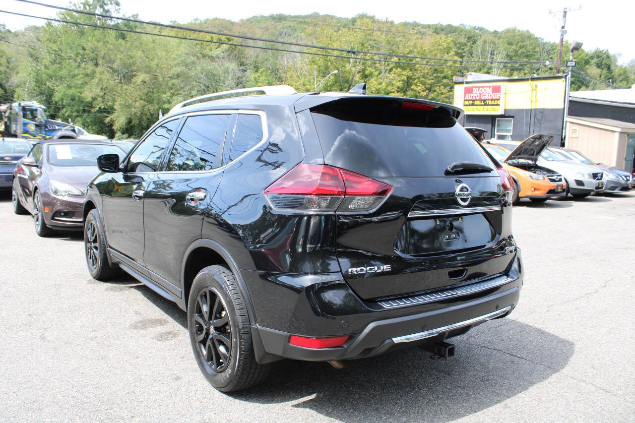 Used 2019 Nissan Rogue SV image 10
