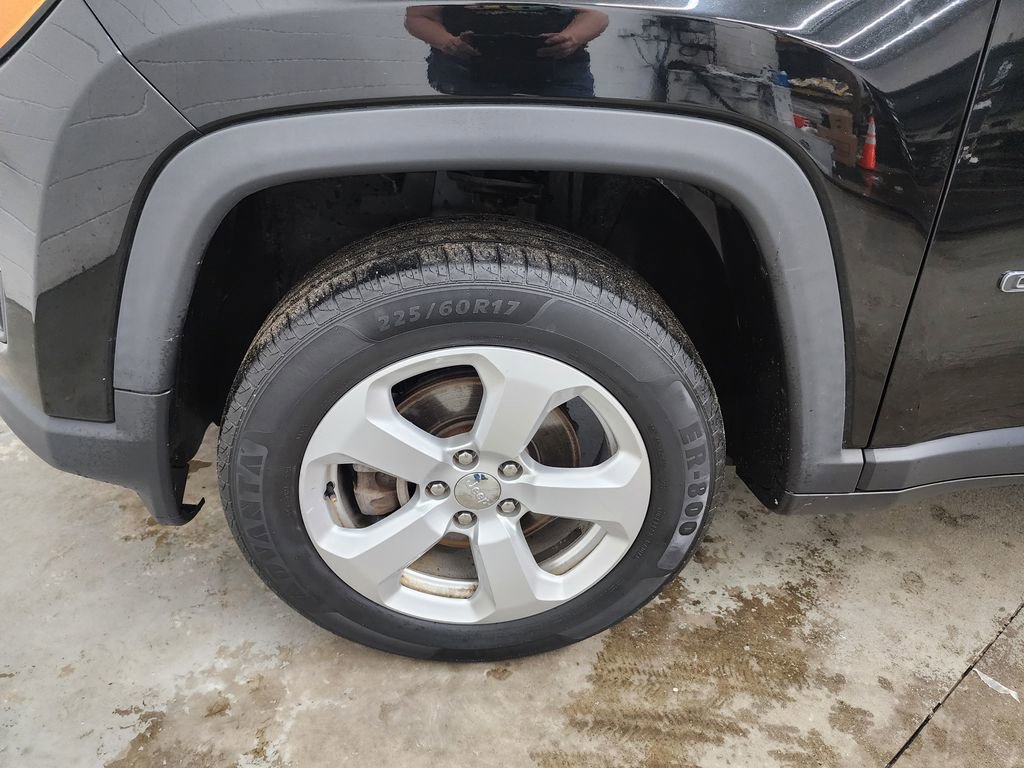 Used 2019 Jeep Compass Latitude image 34