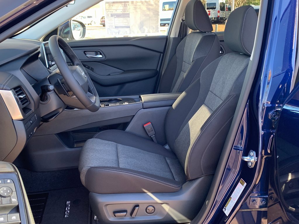 New 2026 Nissan Rogue SV image 20