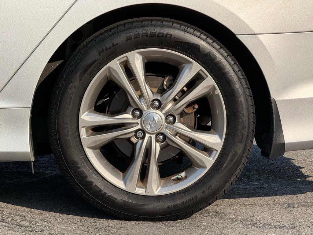 Used 2019 Hyundai Sonata Sport image 3