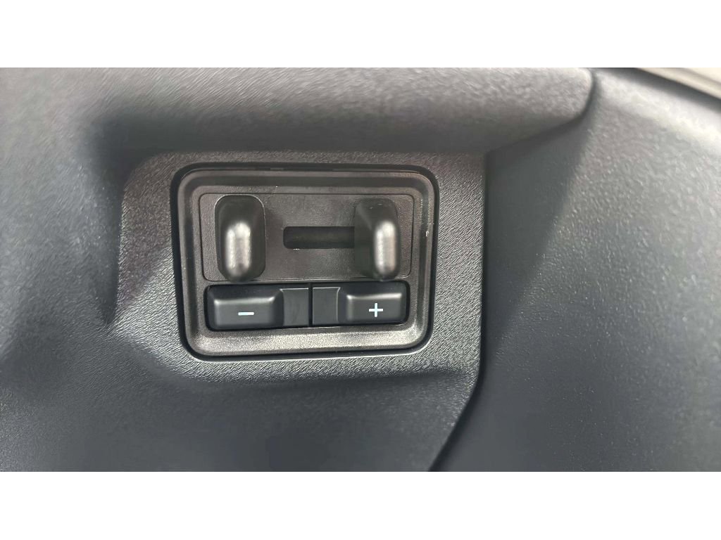 Used 2025 Ford Expedition Max Active image 25