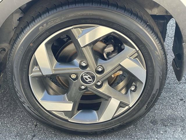 Certified 2023 Hyundai Venue SEL w/ Cargo Package FWD image 6