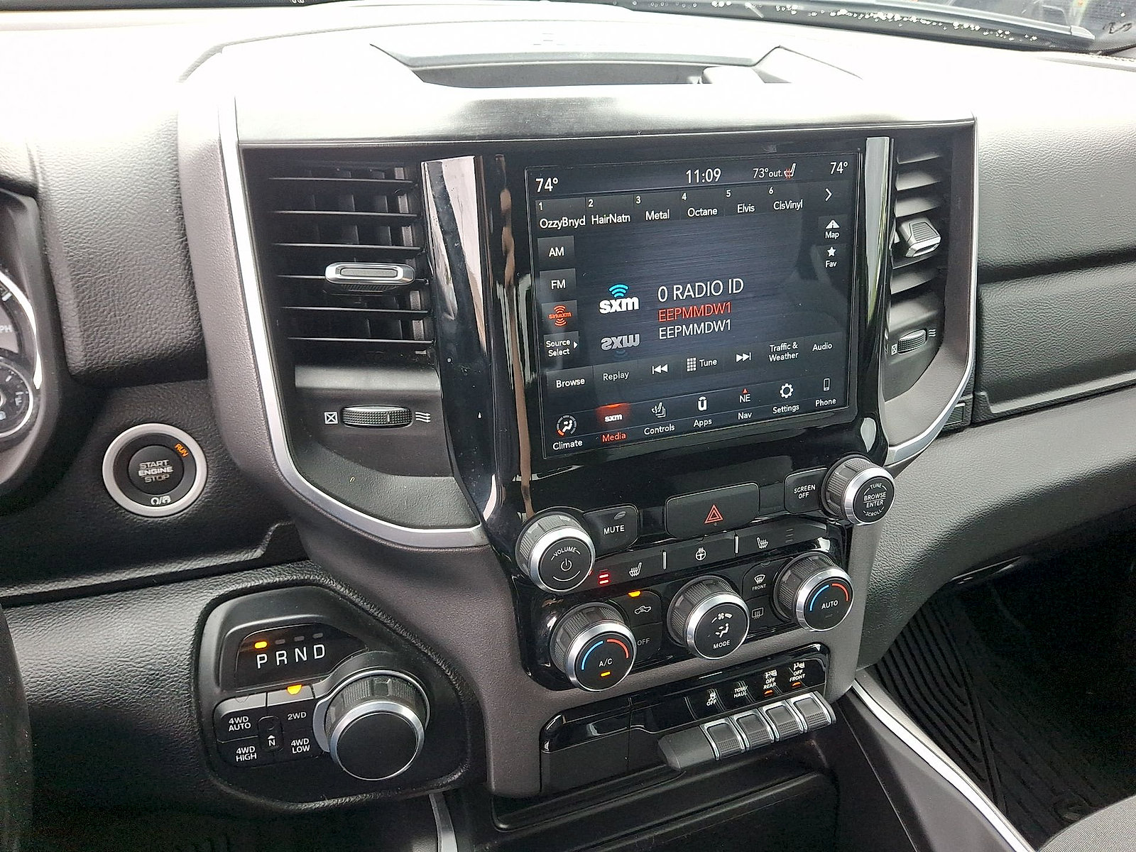Used 2021 RAM 1500 Big Horn AWD/4WD image 14