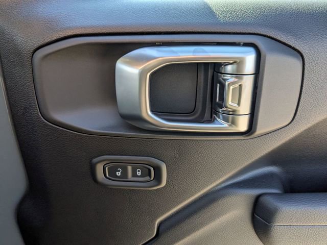 New 2026 Jeep Gladiator Sport AWD/4WD image 33