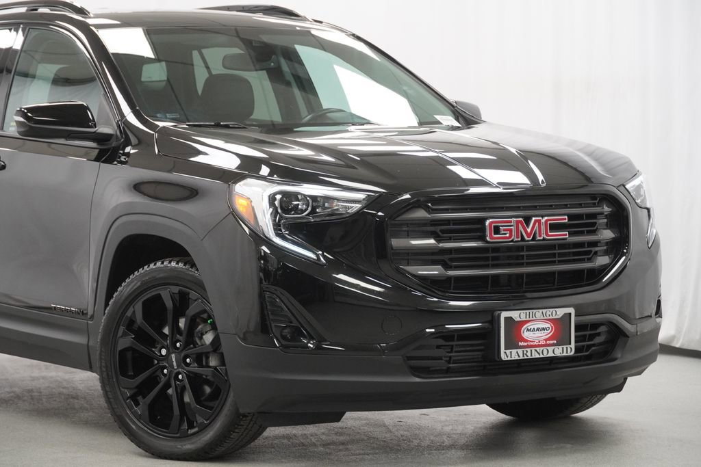 Used 2021 GMC Terrain SLT w/ Elevation Edition FWD image 3