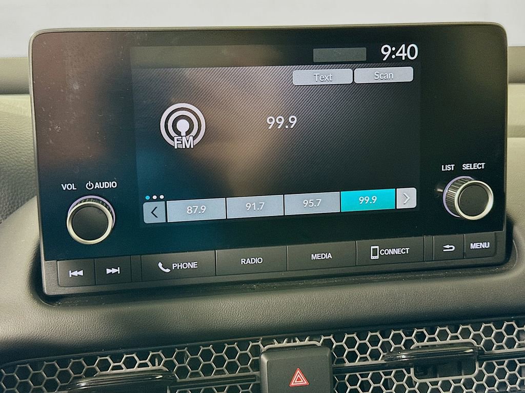 Used 2025 Honda HR-V Sport image 14