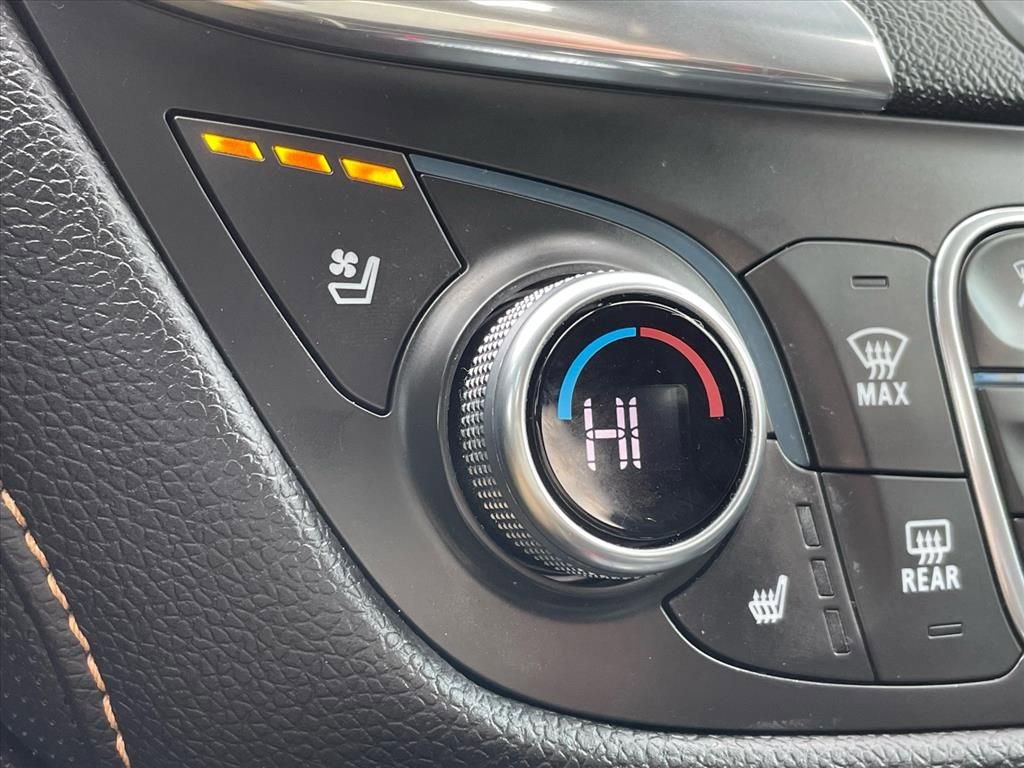 Used 2019 Chevrolet Equinox Premier image 17