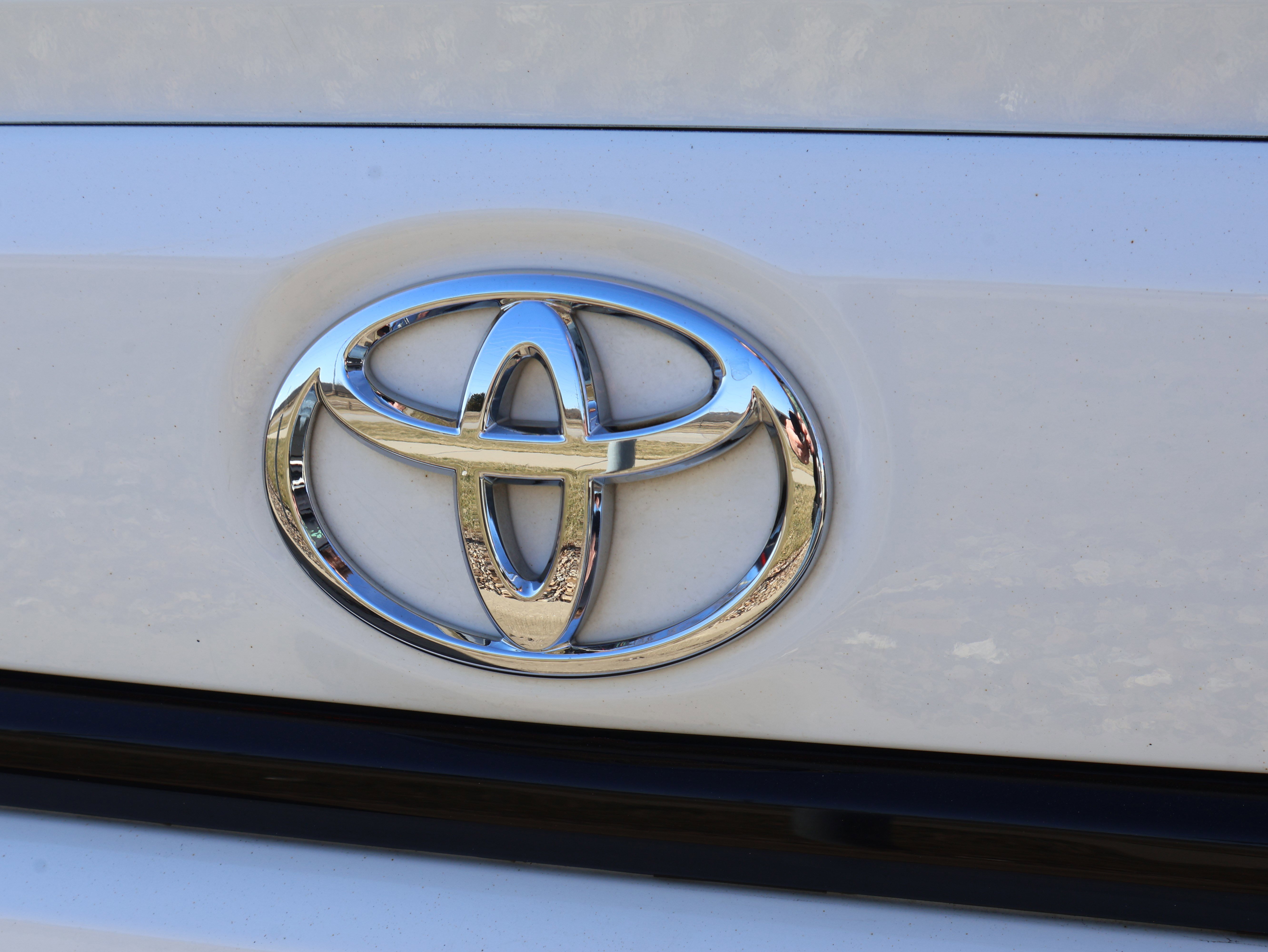 Used 2024 Toyota Corolla SE image 14