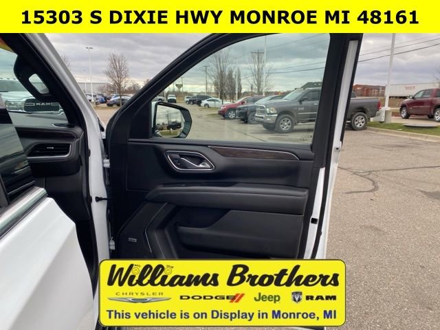 Used 2022 Chevrolet Tahoe LT w/ Luxury Package image 31