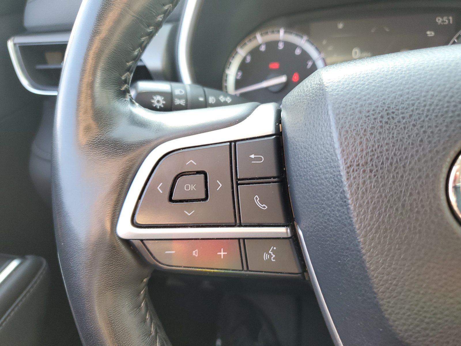 Used 2022 Toyota Highlander Limited AWD/4WD image 24