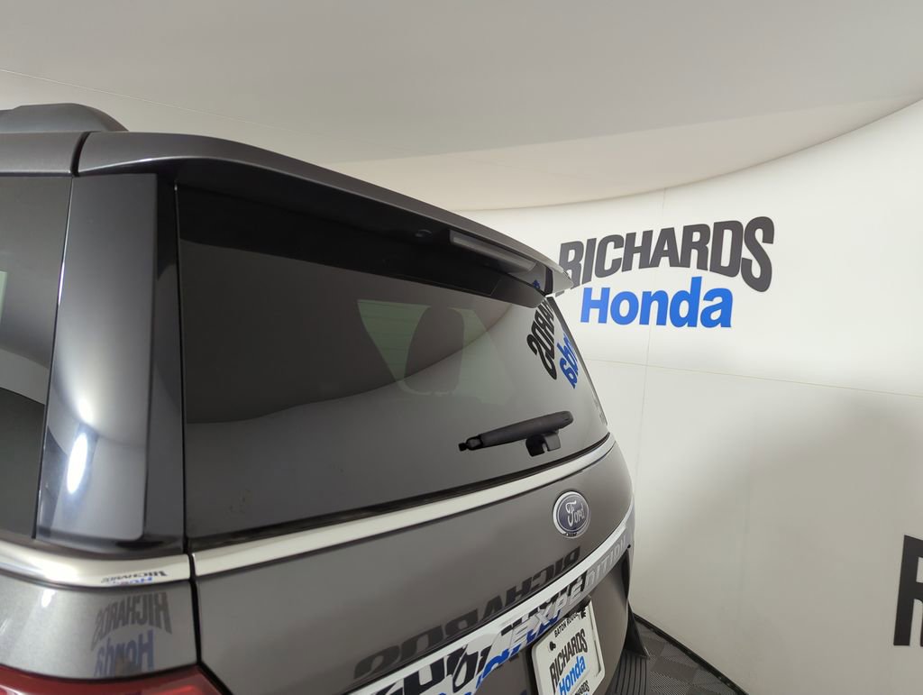 Used 2021 Ford Expedition XLT image 31