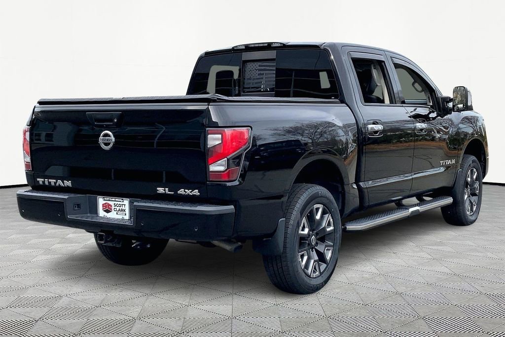 Used 2021 Nissan Titan SL w/ Moonroof Package image 5