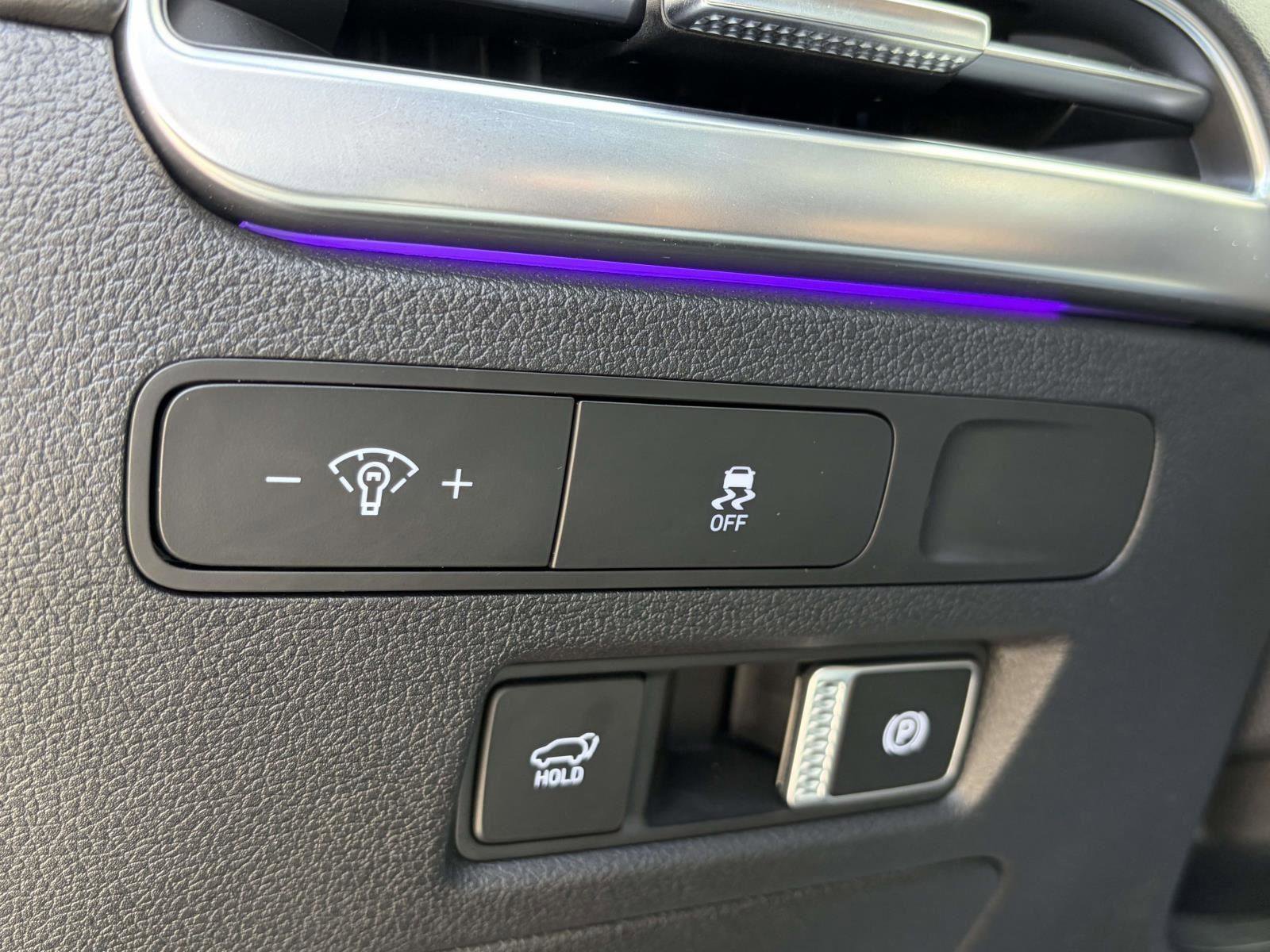 Used 2024 Hyundai Palisade Calligraphy image 15