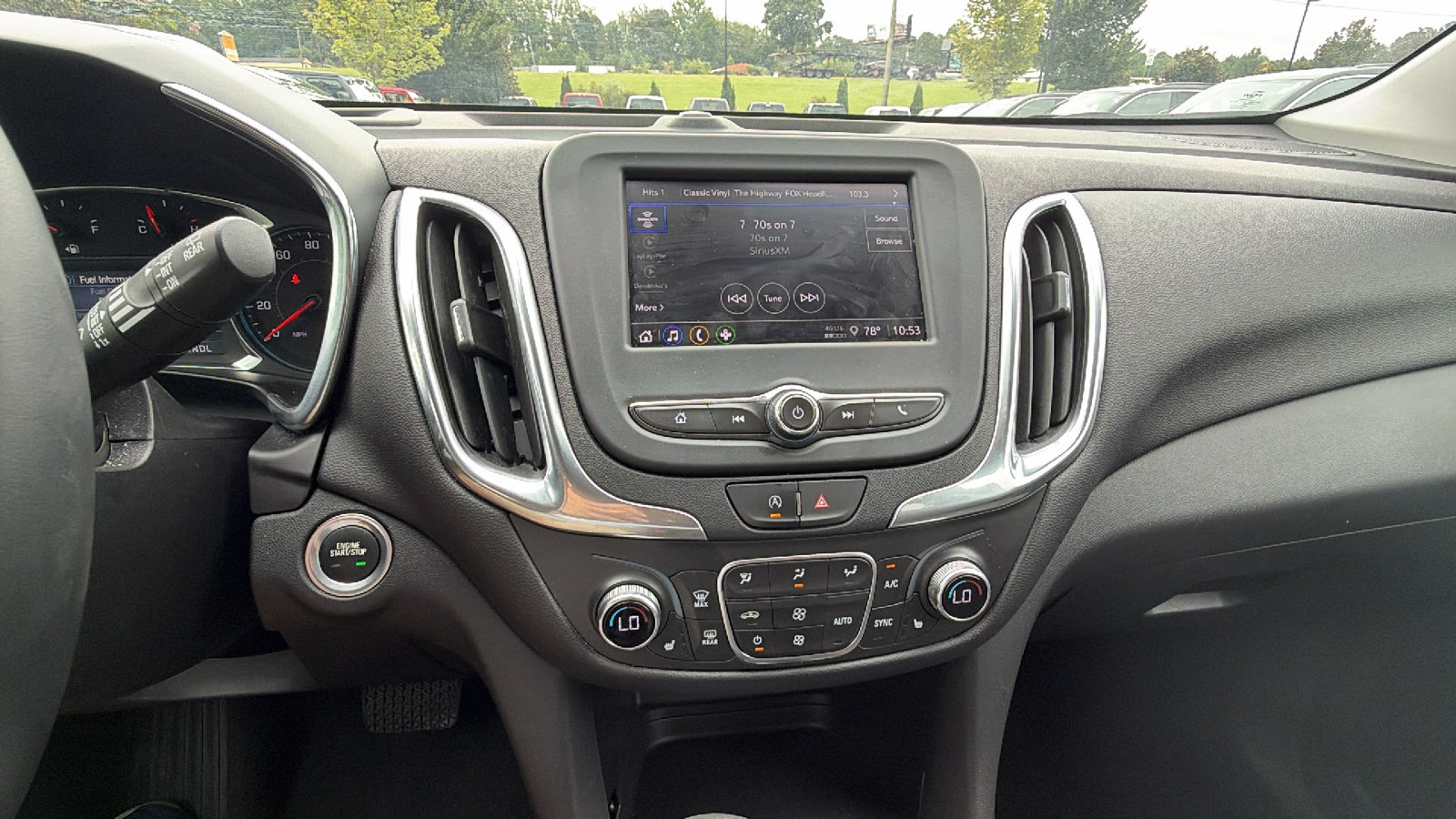 Used 2024 Chevrolet Equinox LT AWD/4WD image 32