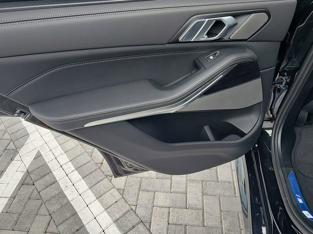 Used 2026 BMW X5 M60i image 22