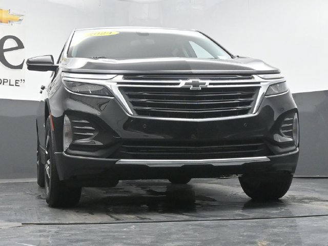 Used 2024 Chevrolet Equinox LT w/ LPO, Cargo Package FWD image 3