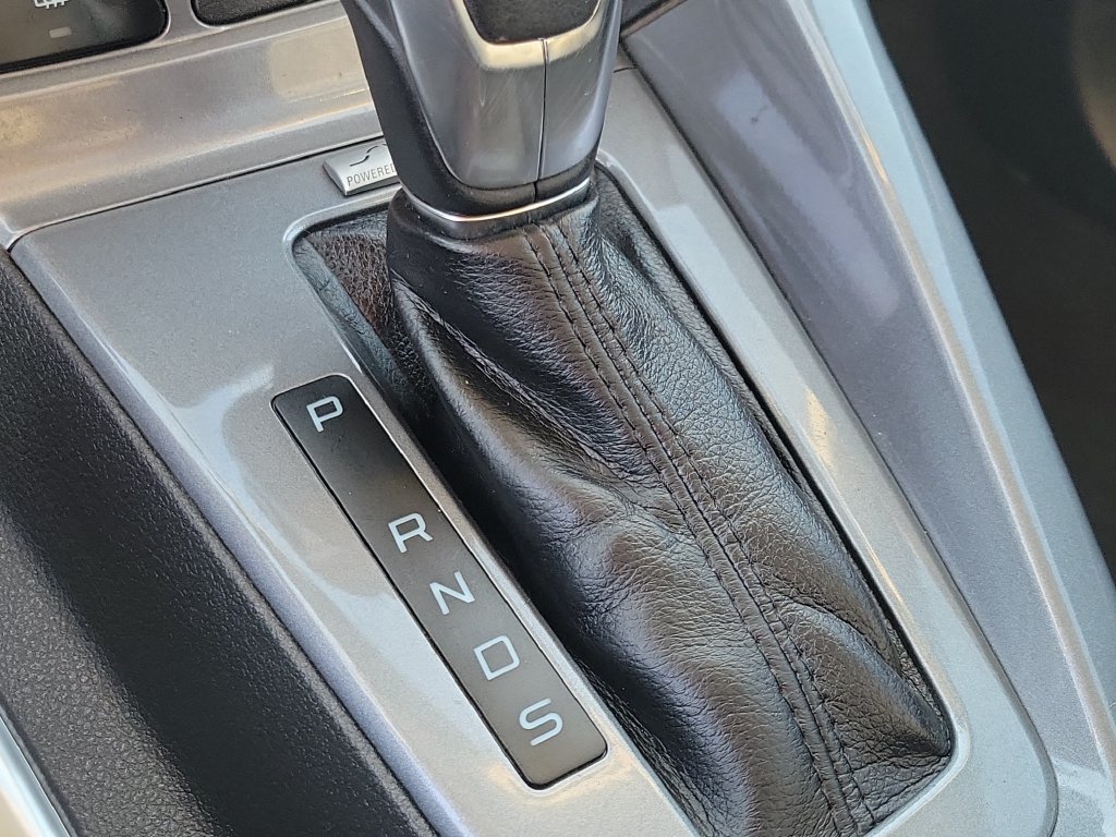 Used 2013 Ford Focus Titanium FWD image 30