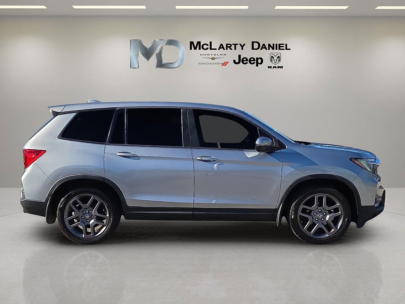 Used 2022 Honda Passport EX-L image 6