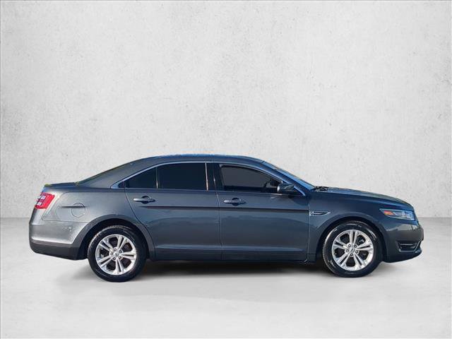 Used 2019 Ford Taurus SEL w/ Equipment Group 201A FWD image 4