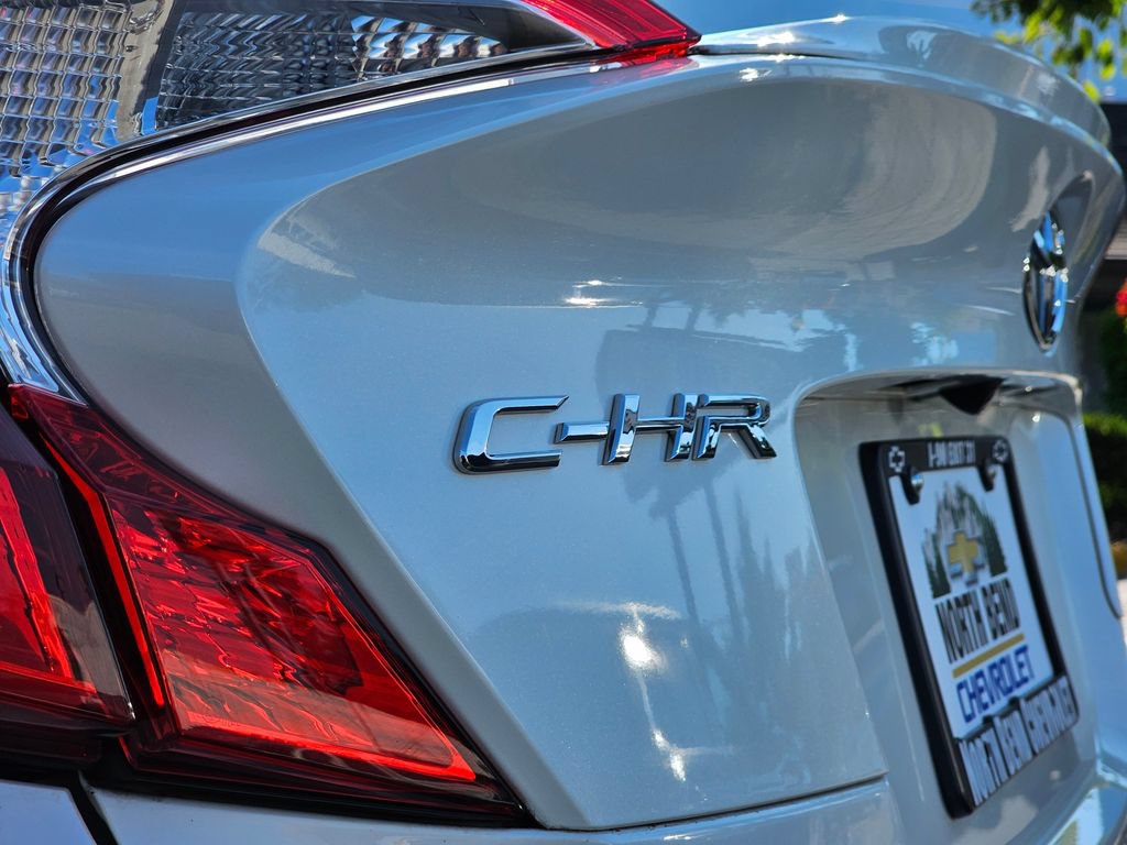 Used 2018 Toyota C-HR XLE FWD image 17