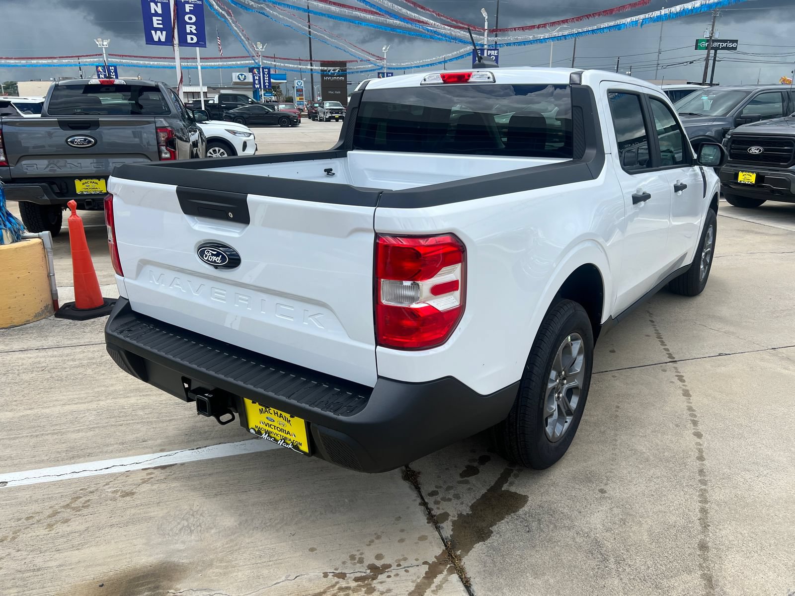 New 2026 Ford Maverick XLT FWD image 3