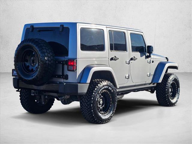 Used 2015 Jeep Wrangler Unlimited Sahara image 5