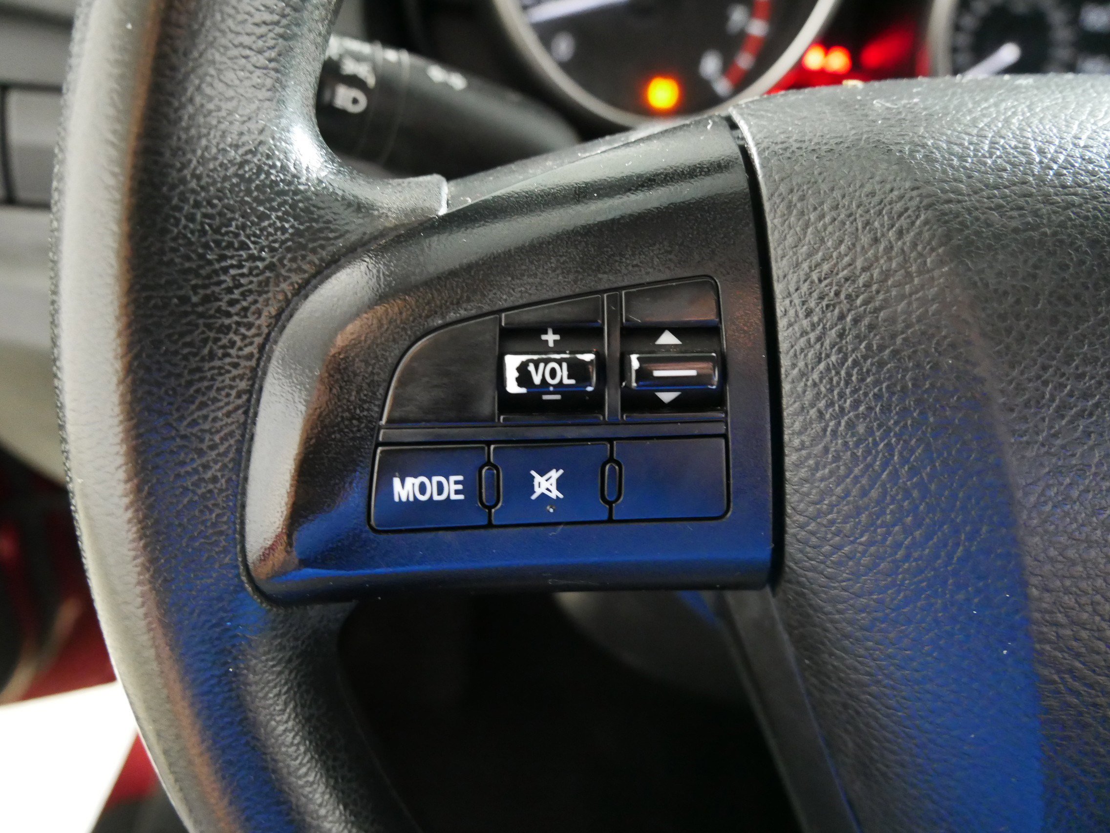 Used 2014 MAZDA MAZDA5 Sport image 27