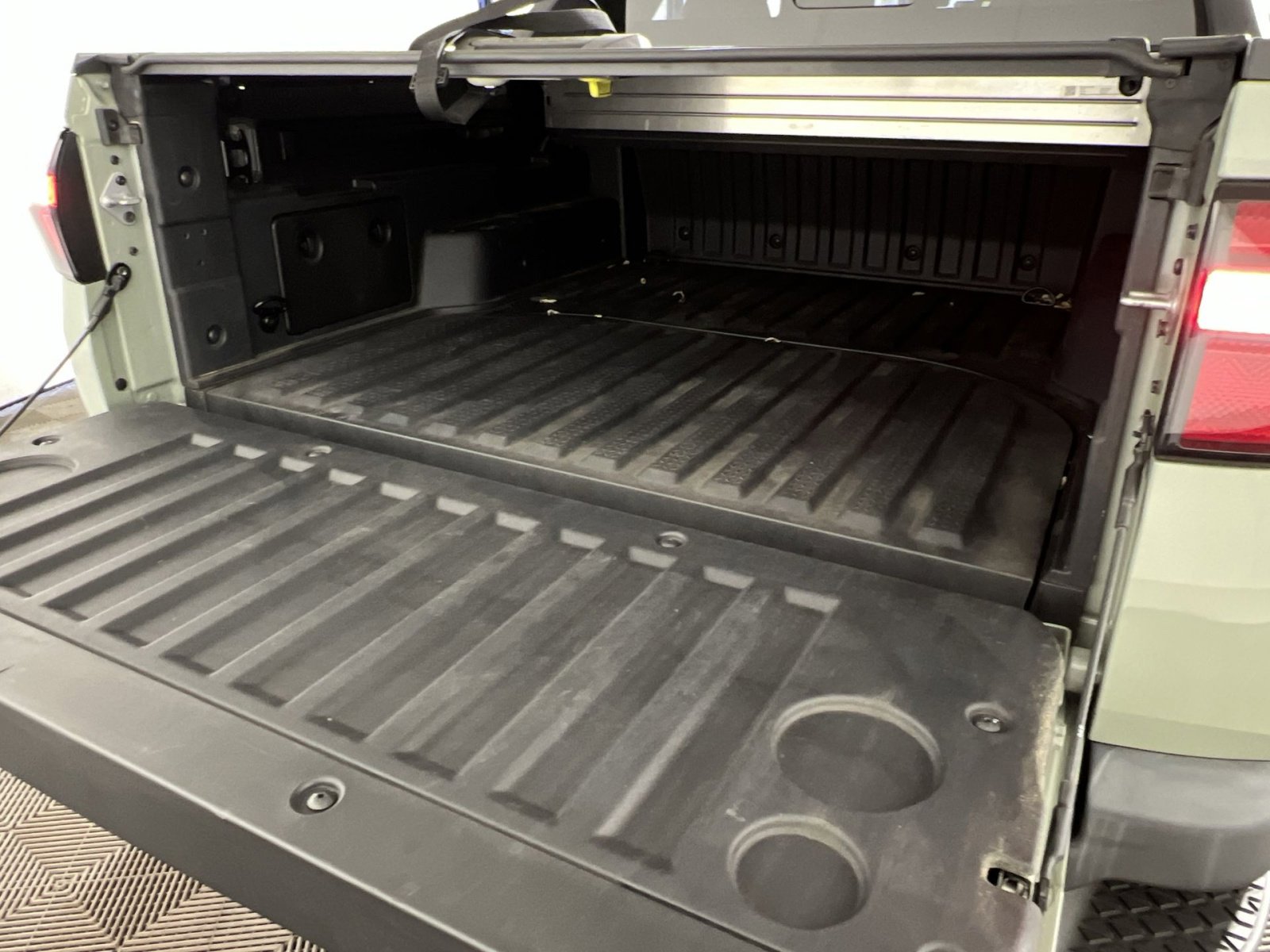 Used 2022 Hyundai Santa Cruz SEL w/ Activity Package image 24