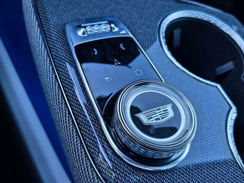 New 2025 Cadillac Optiq Sport 1 image 26