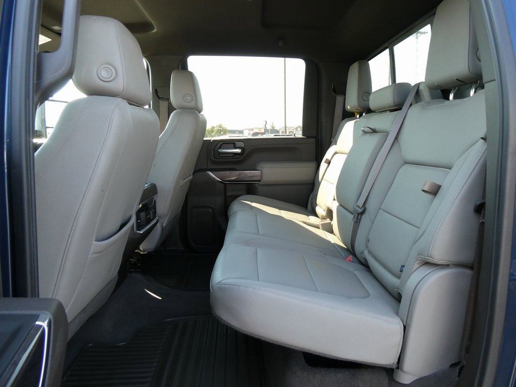 Used 2020 Chevrolet Silverado 2500 LTZ w/ LTZ Plus Package image 18