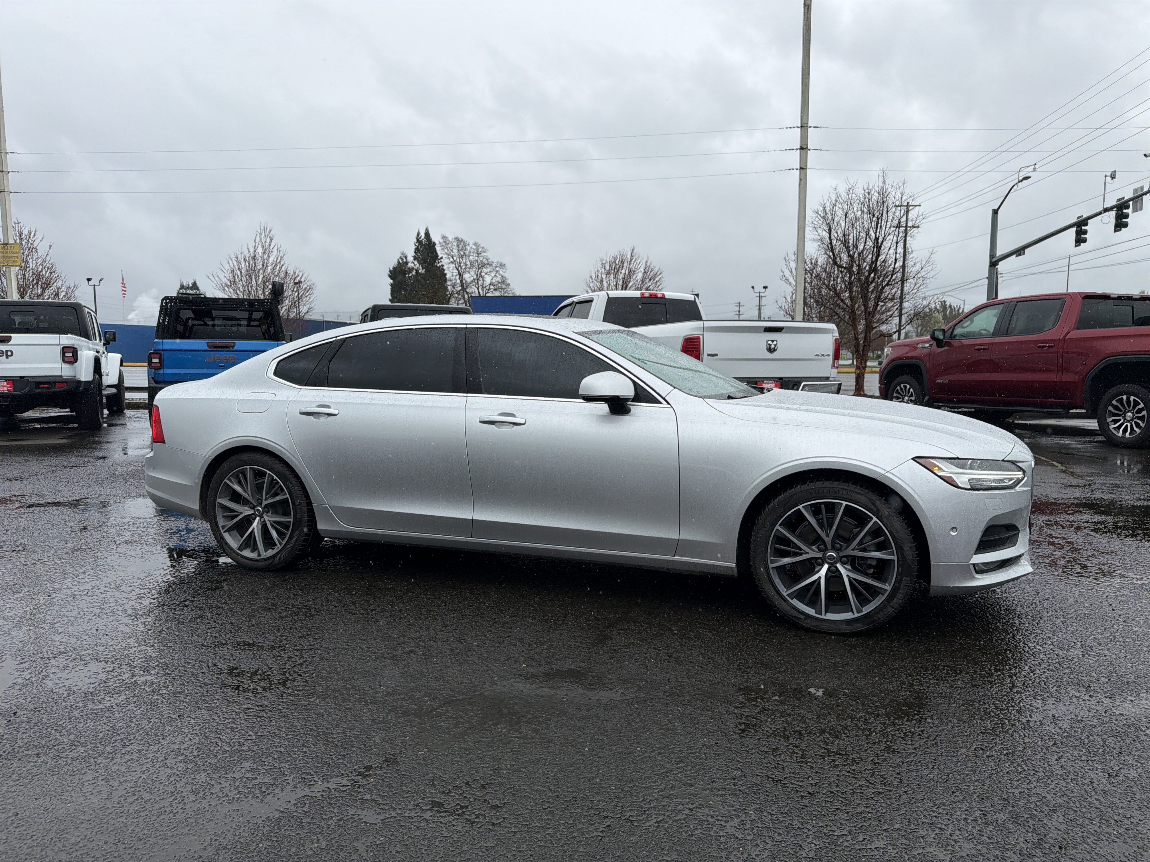 Used 2018 Volvo S90 T5 Momentum w/ Convenience Package AWD/4WD image 7