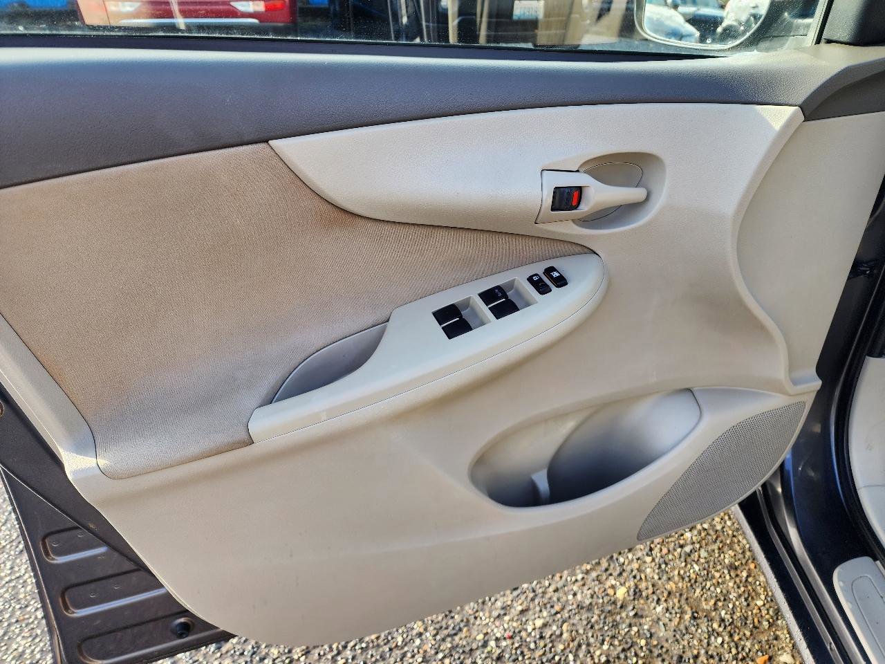 Used 2009 Toyota Corolla LE image 10