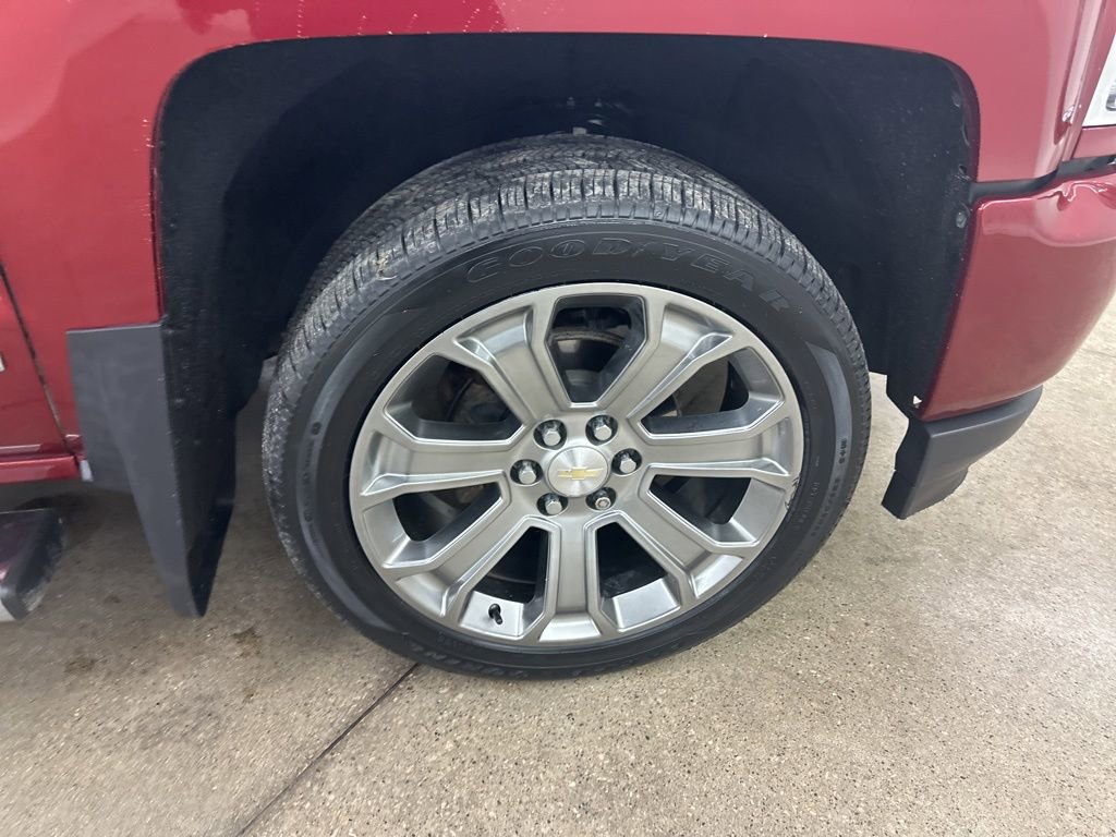 Used 2018 Chevrolet Silverado 1500 High Country image 15