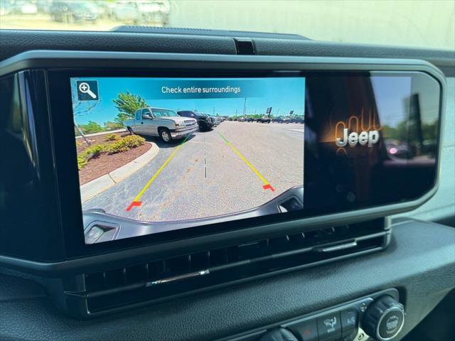 Certified 2025 Jeep Gladiator Willys image 16