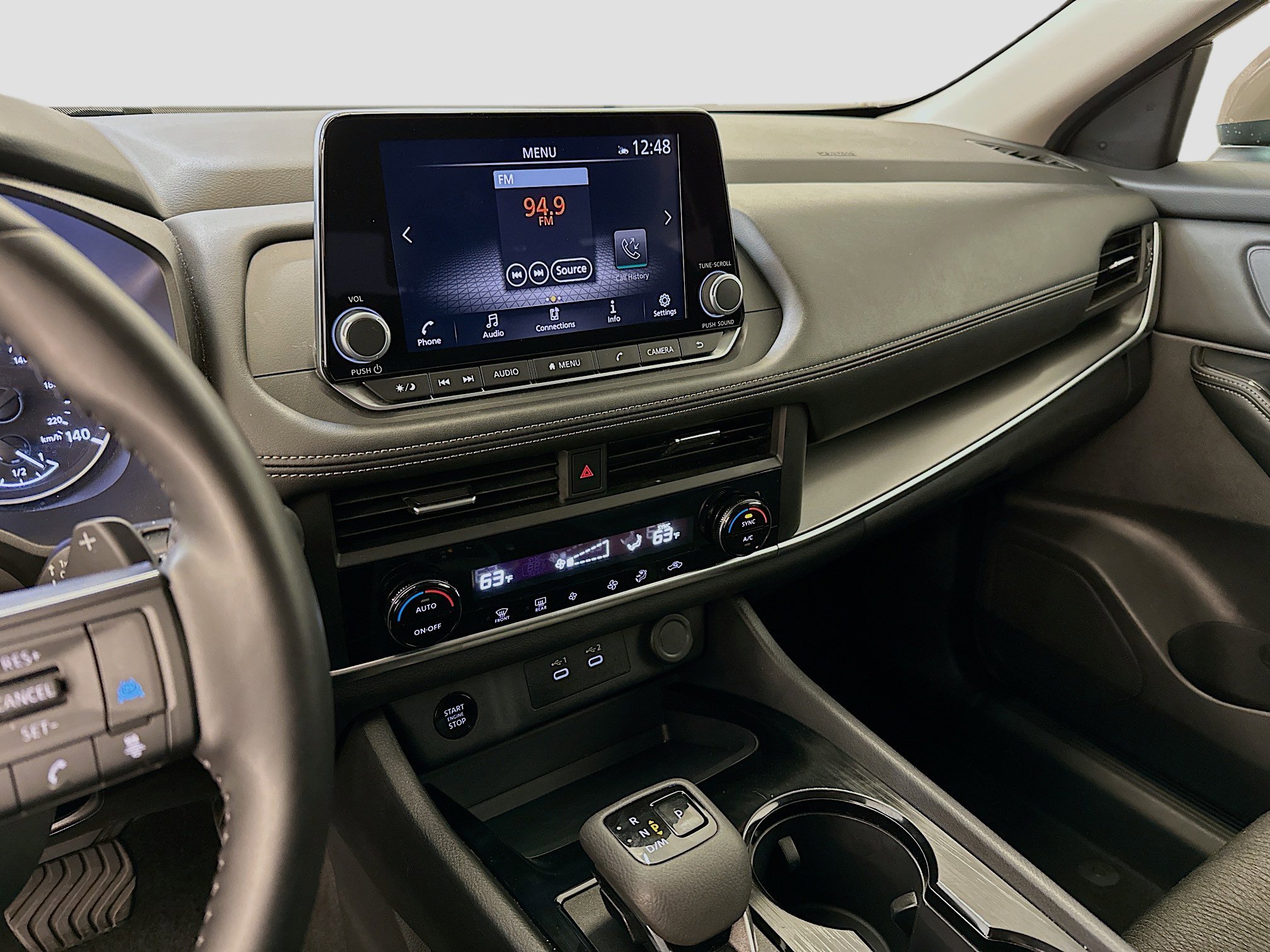 Used 2025 Nissan Rogue SV image 25