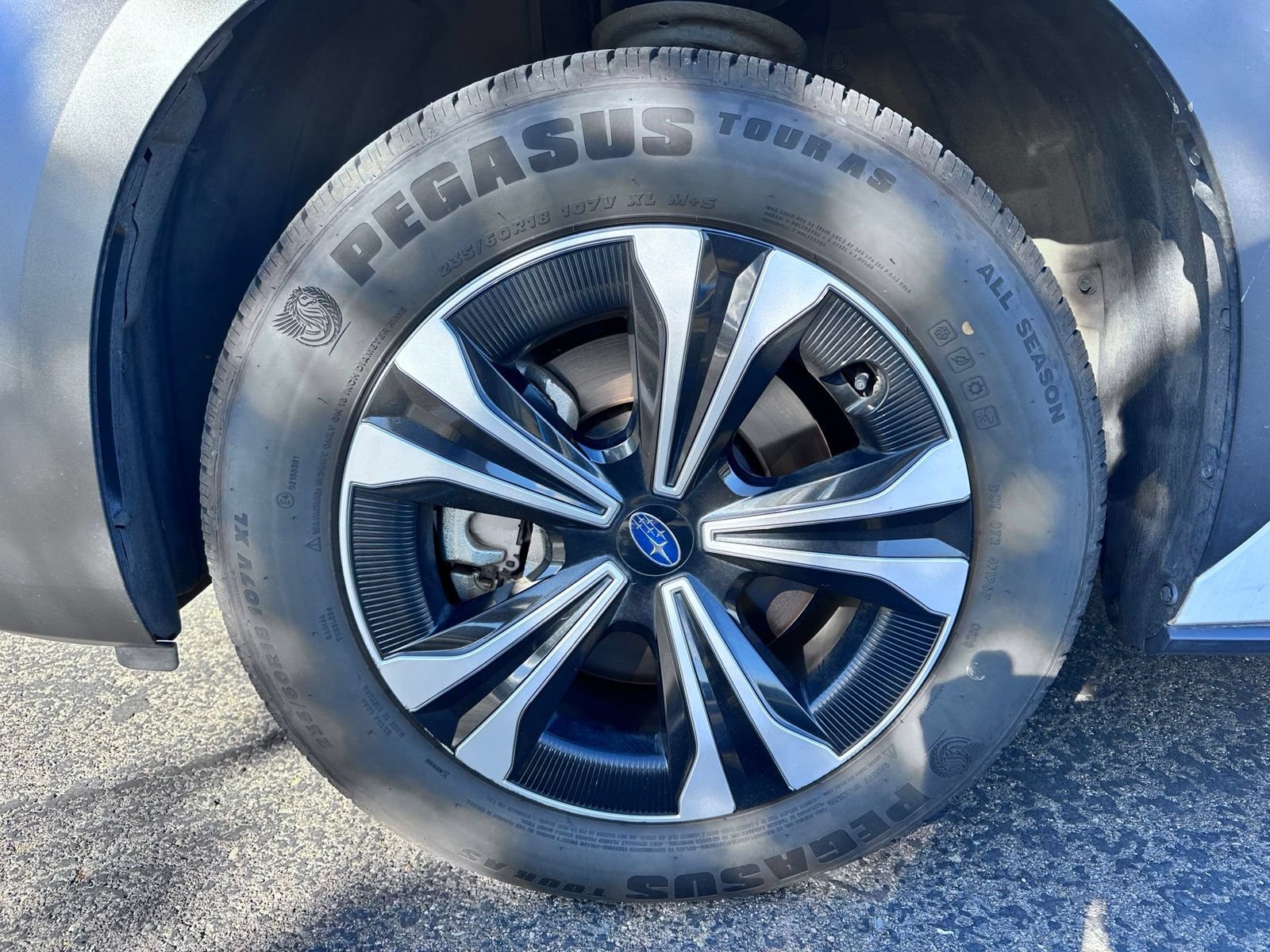 Used 2023 Subaru Solterra AWD image 2
