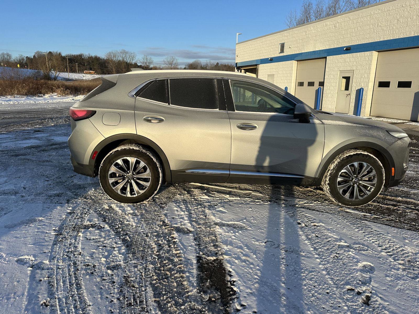 Used 2025 Buick Envision Preferred image 10