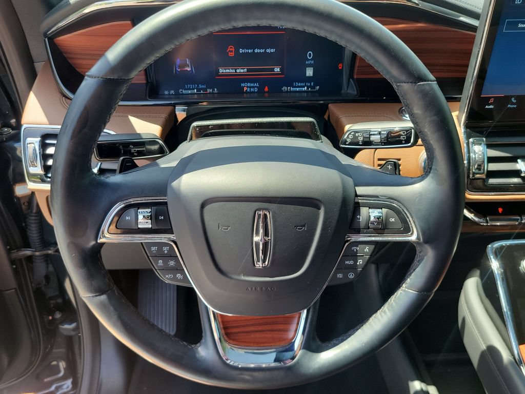 Certified 2024 Lincoln Navigator Reserve AWD/4WD image 24